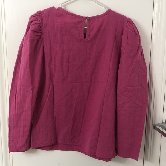 Top - Picture 5 of 9